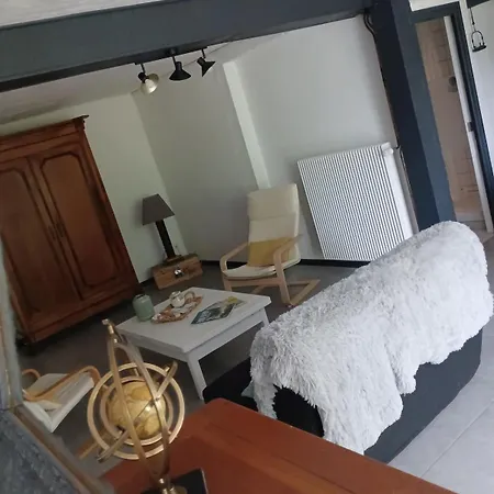 Roc&gravillon 2 Etoiles Holiday home