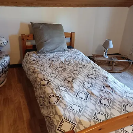 Roc&gravillon 2 Etoiles Holiday home *