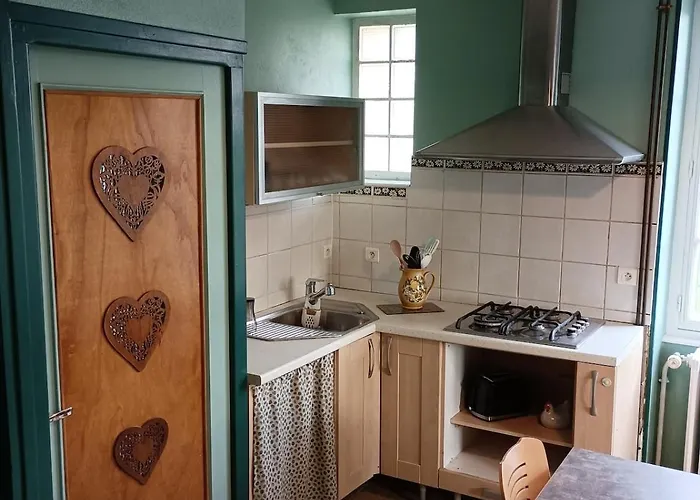 Roc&gravillon 2 Etoiles Vitrac (Puy-de-Dome)